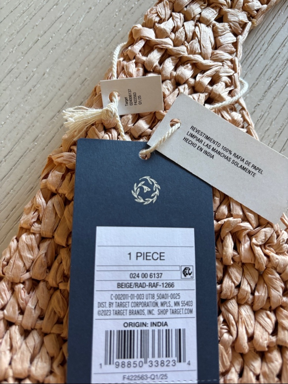 Universal Threads Straw Raffia
Woven Shoulder Hobo Bag Purse Tote Beige new 🆕 - Picture 3 of 3